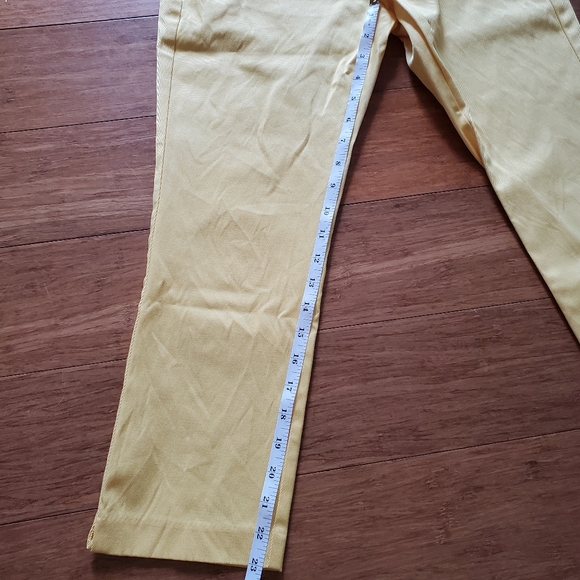 NY & Co Crop Pants - Picture 5 of 7